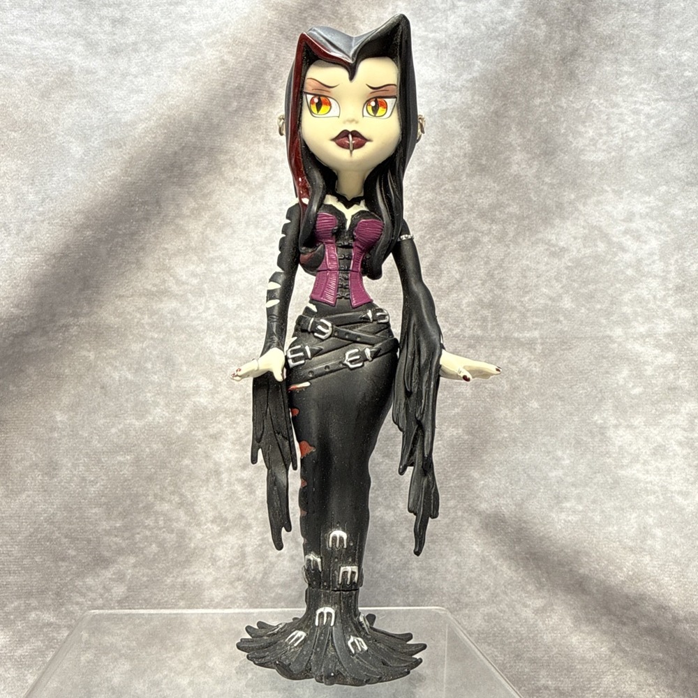 Vintage Bleeding Edge Goths Figure Morbida 7" Series 1 2003
